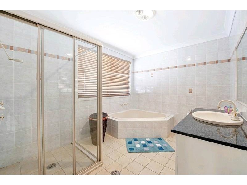 13 Poplar Close, Fletcher NSW 2287