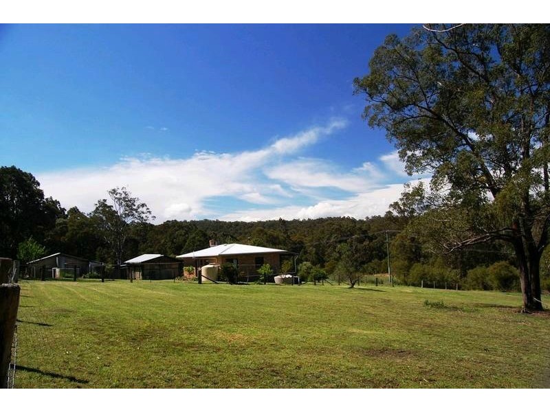 212 Lings Road, Buttai NSW 2323
