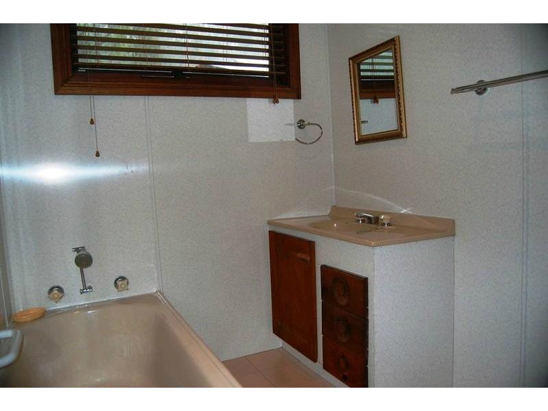 212 Lings Road, Buttai NSW 2323