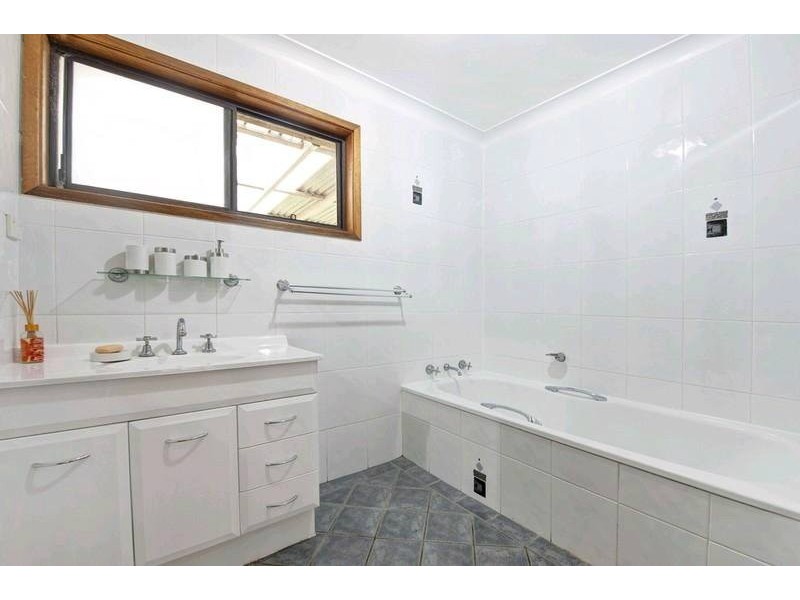 32 Inglewood Street, Morisset NSW 2264