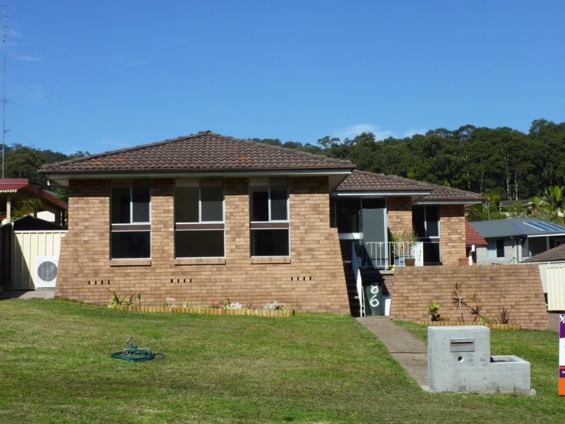 86 Regal Way, Valentine NSW 2280