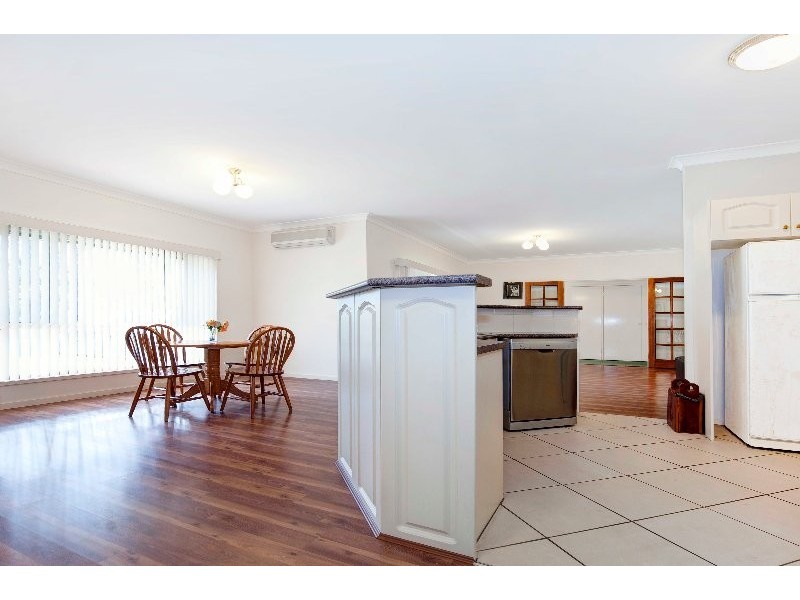 6 Woodlands Drive, Thornton NSW 2322