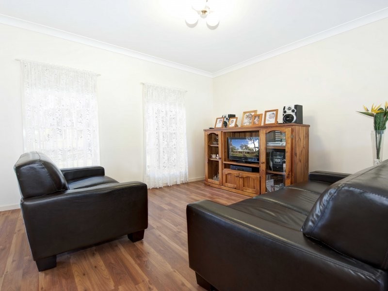 6 Woodlands Drive, Thornton NSW 2322