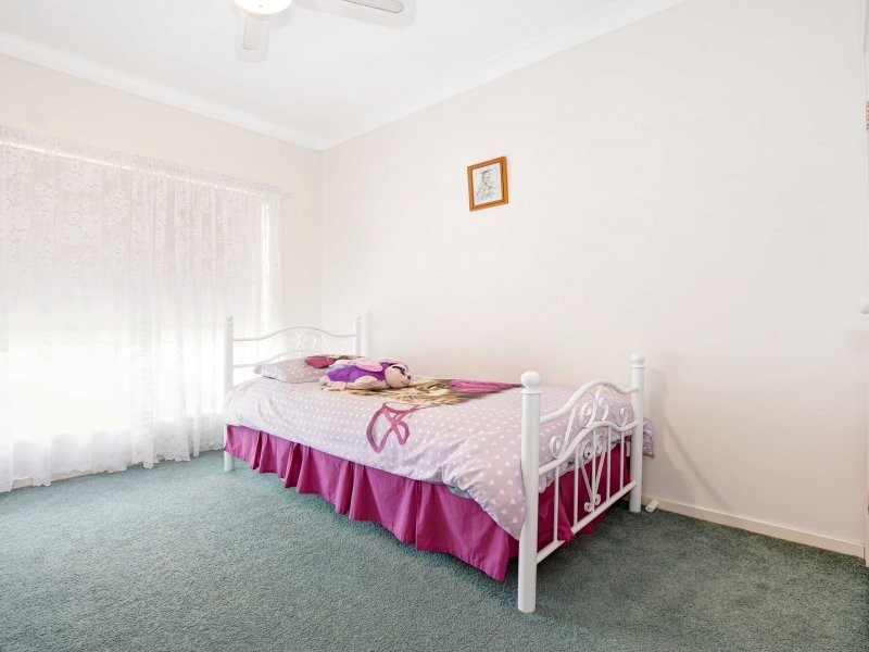 6 Woodlands Drive, Thornton NSW 2322