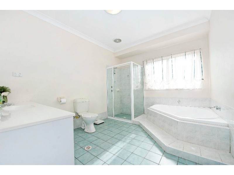 6 Woodlands Drive, Thornton NSW 2322