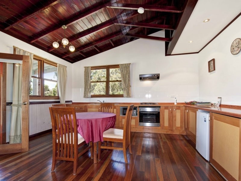 96 Olsen Road, Lovedale NSW 2325