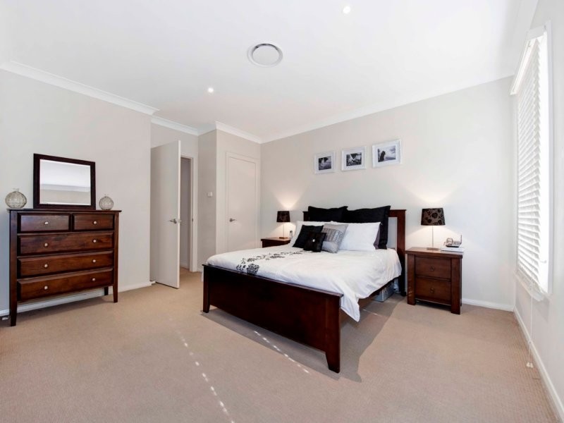 2A Birchgrove Drive, Wallsend NSW 2287