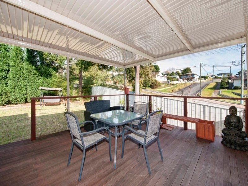 2A Birchgrove Drive, Wallsend NSW 2287