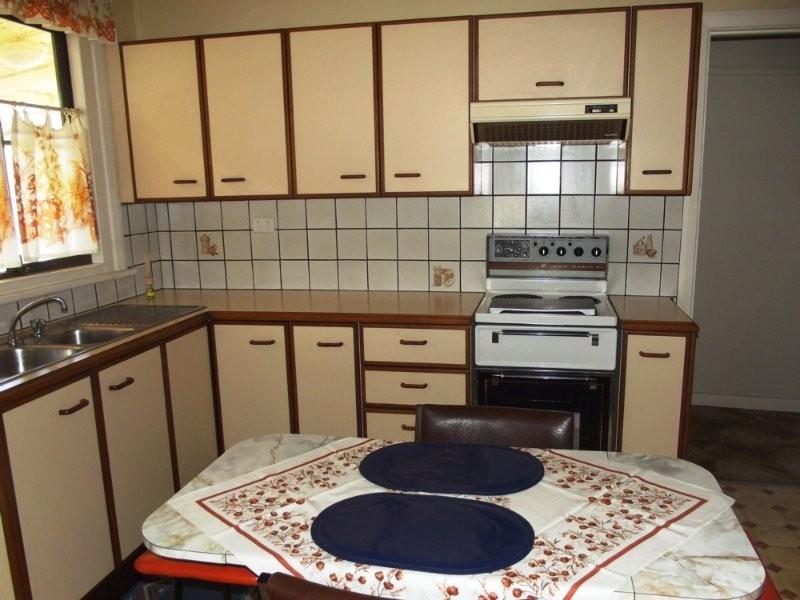 6 Marsden Street, Shortland NSW 2307