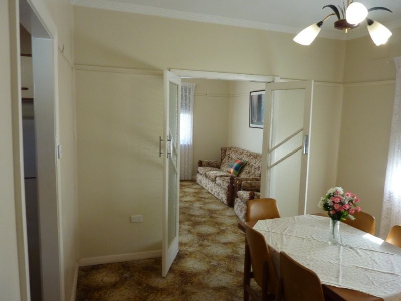 6 Marsden Street, Shortland NSW 2307