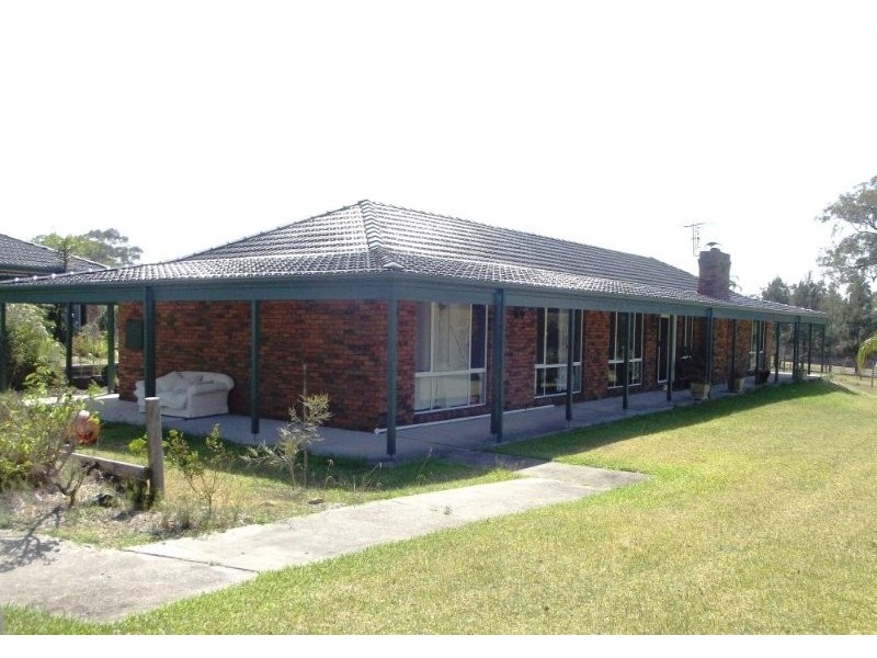 6 Cahill Close, Black Hill NSW 2322