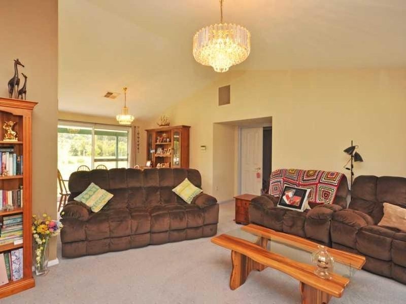 6 Cahill Close, Black Hill NSW 2322