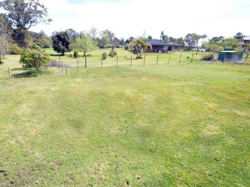 6 Cahill Close, Black Hill NSW 2322