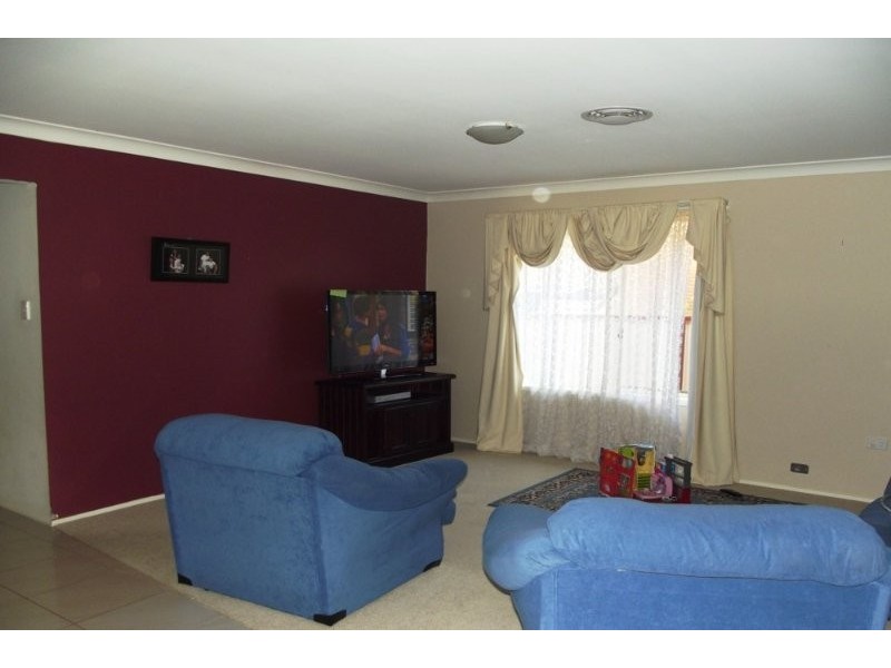 21 Middle Tree Close, Hamlyn Terrace NSW 2259