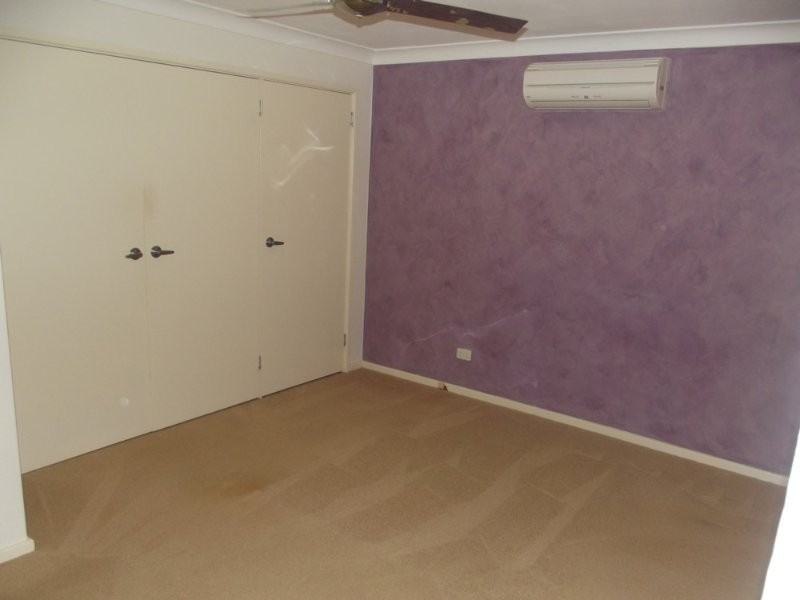 2/24 Stephanie Close, Macquarie Hills NSW 2285