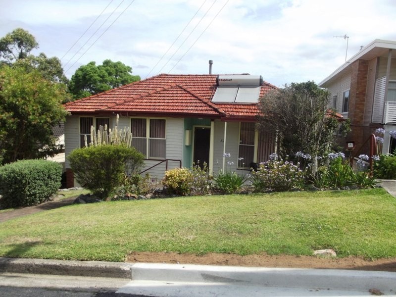 13 Moruya Parade, Kotara NSW 2289