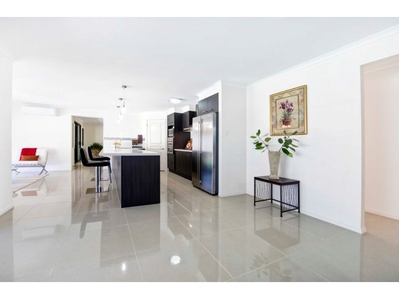 5 Honeyeater Place, Thornton NSW 2322