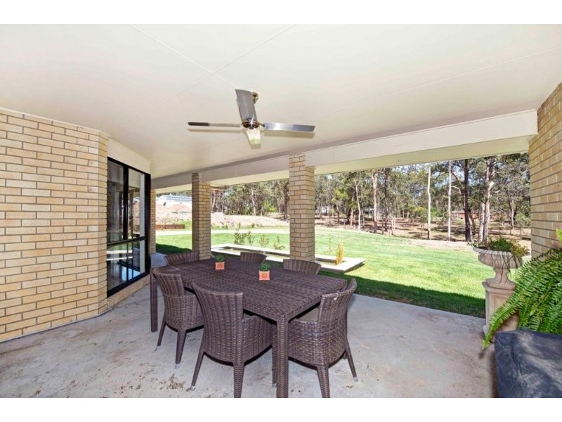 5 Honeyeater Place, Thornton NSW 2322