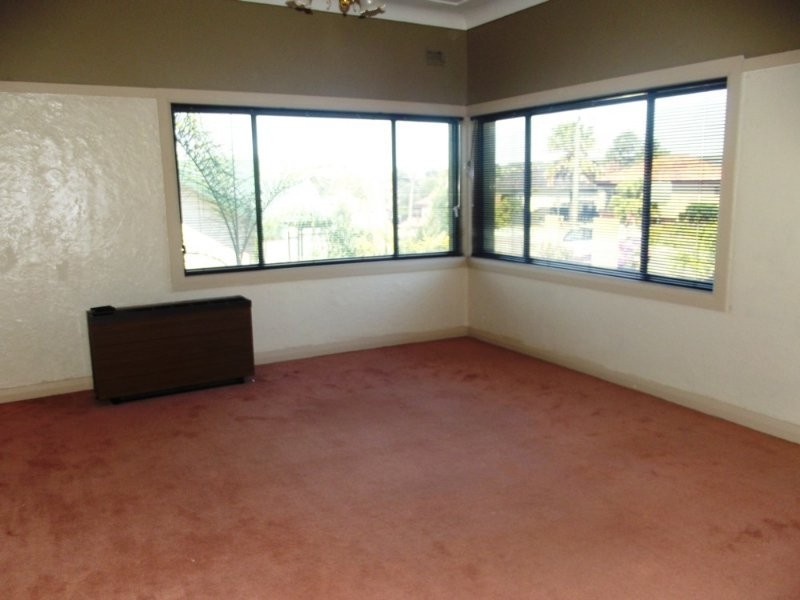 62 Lake Road, Wallsend NSW 2287