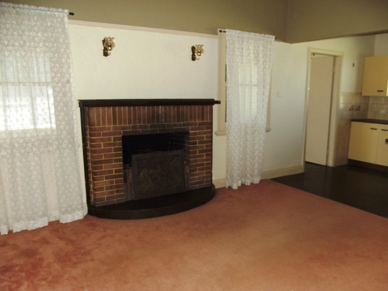 62 Lake Road, Wallsend NSW 2287