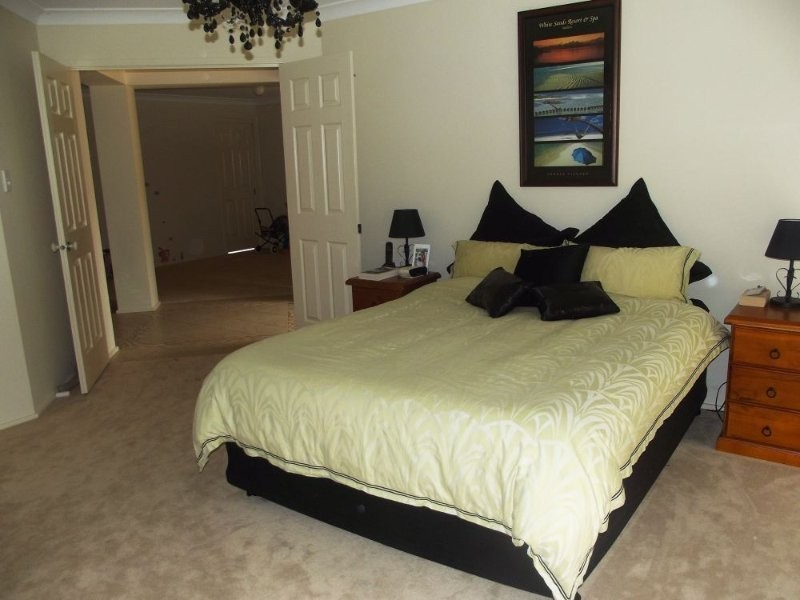 9 Farrier Court, Maryland NSW 2287