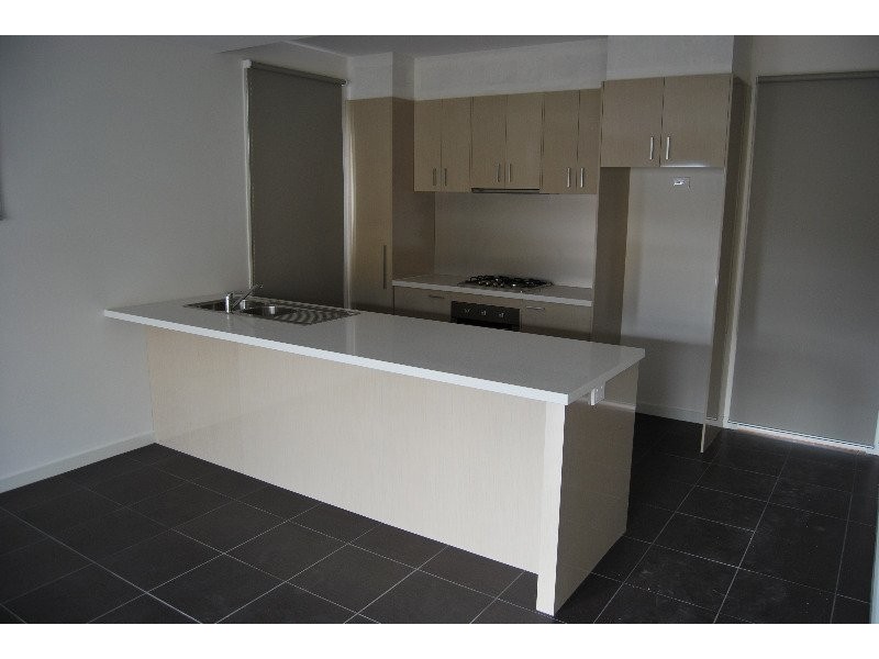 2/13 Brent Street, Mornington VIC 3931