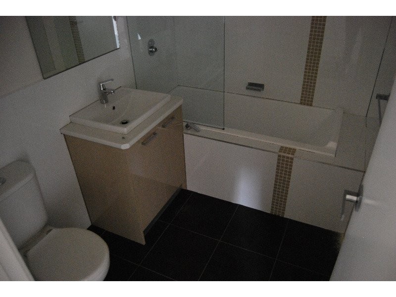 2/13 Brent Street, Mornington VIC 3931