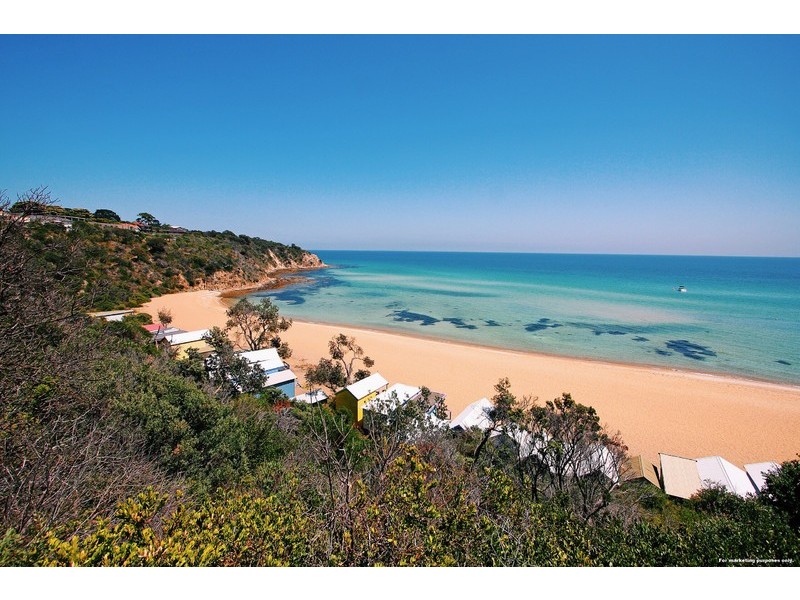 11 Benjamin Street, Mount Martha VIC 3934