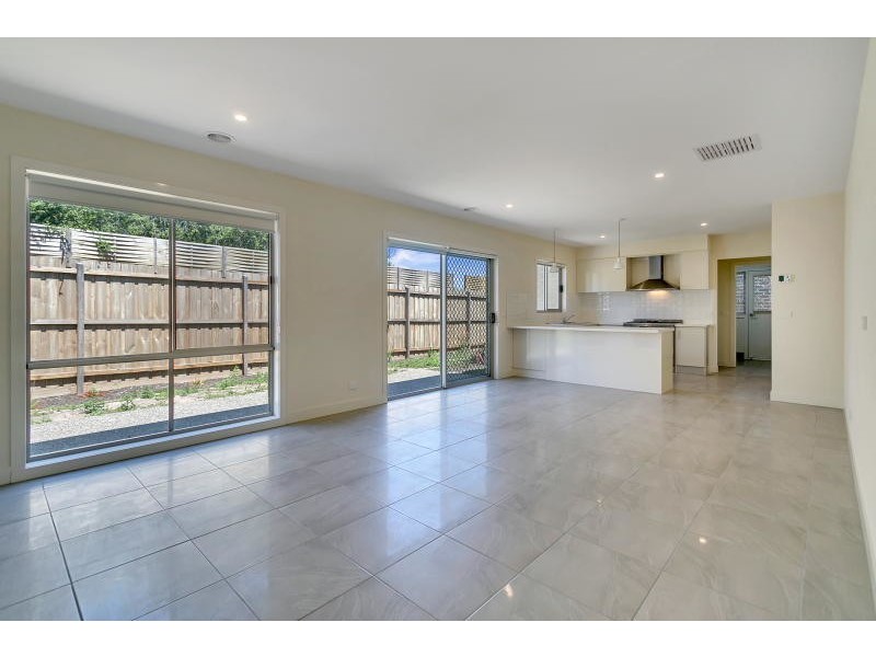 7/24 Green Island Avenue, Mount Martha VIC 3934