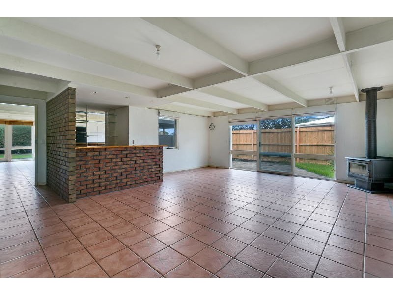 11 Seaton Road, Mornington VIC 3931