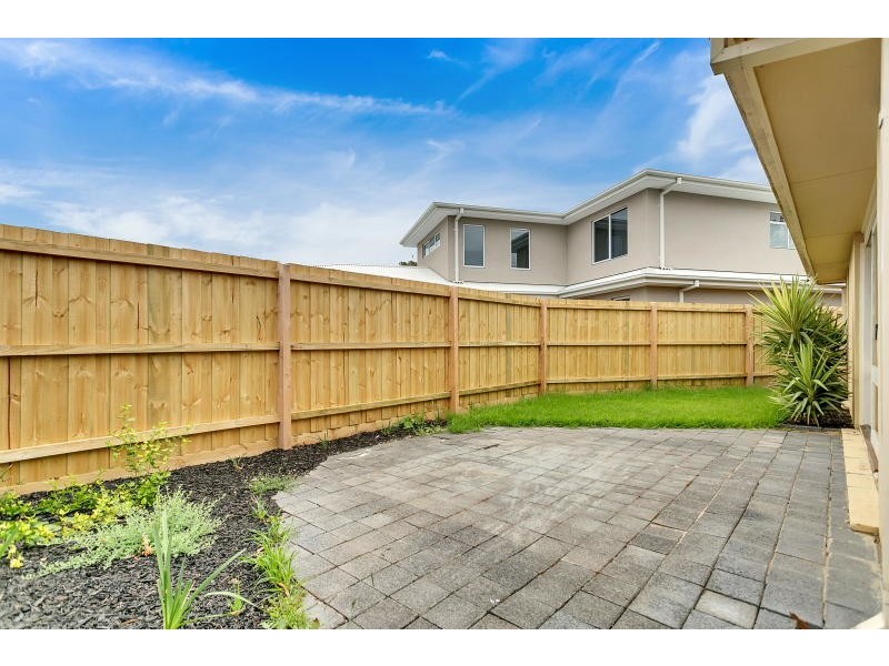 11 Seaton Road, Mornington VIC 3931