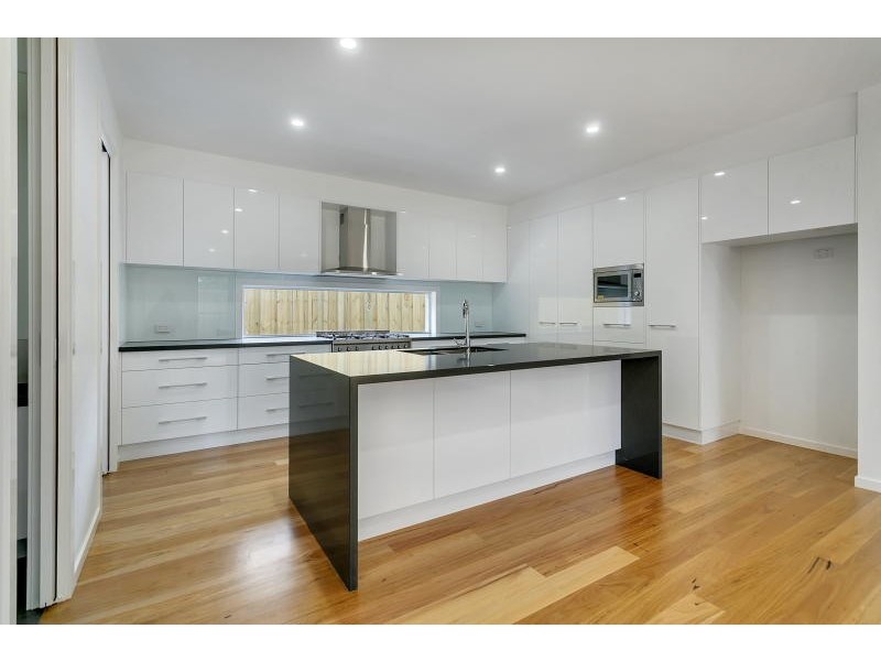 11A Seaton Road, Mornington VIC 3931