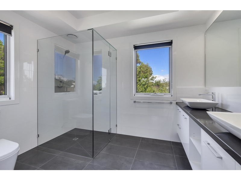 11A Seaton Road, Mornington VIC 3931