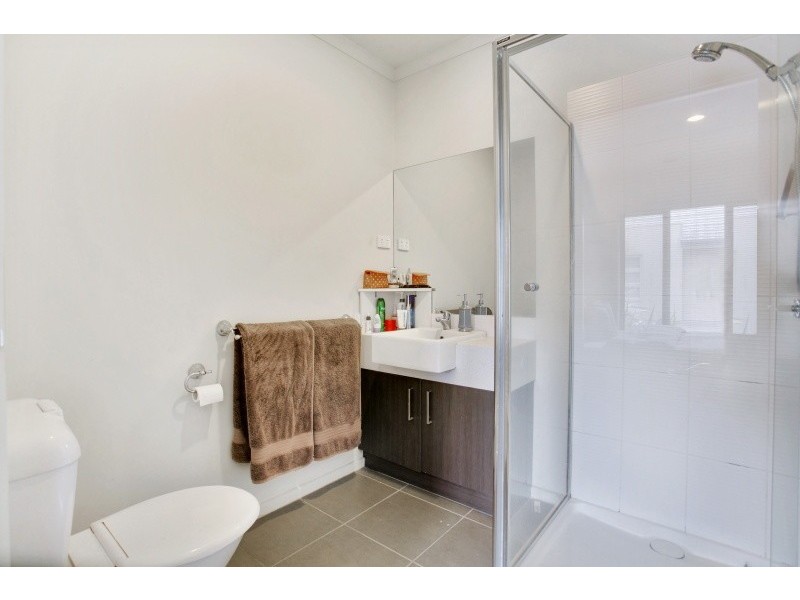 23/110 Bungower Road, Mornington VIC 3931