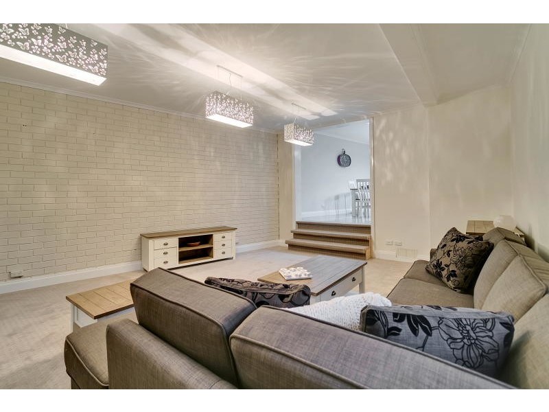 53 Richardson Drive, Mornington VIC 3931