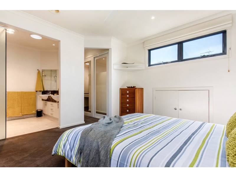 13 Canterbury Street, Mornington VIC 3931