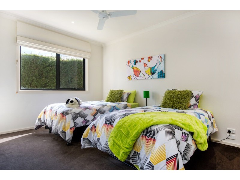 13 Canterbury Street, Mornington VIC 3931