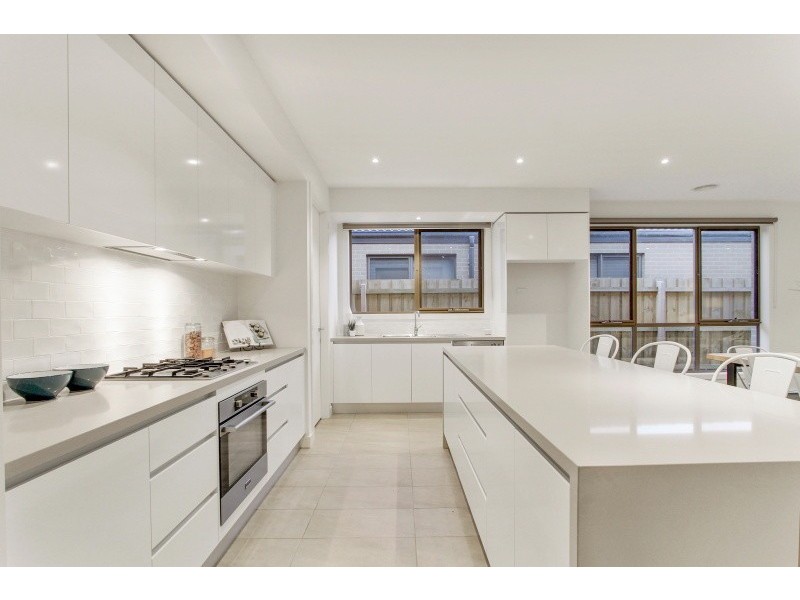 4/65 Green Island Avenue, Mount Martha VIC 3934