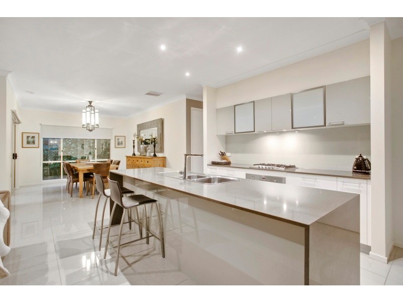 64 Marthas Ridge Drive, Mount Martha VIC 3934