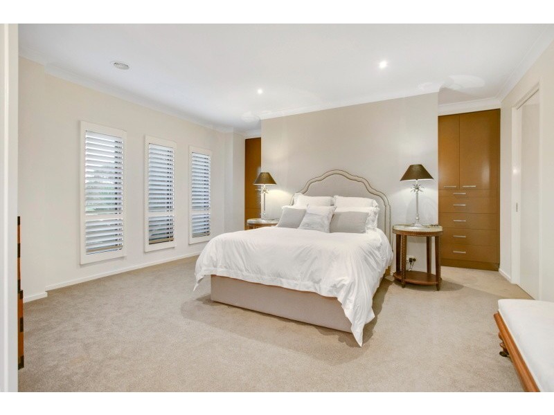 64 Marthas Ridge Drive, Mount Martha VIC 3934