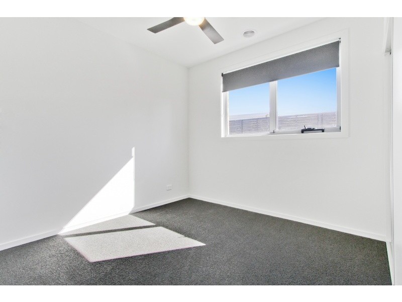 42a Wiltshire Drive, Somerville VIC 3912