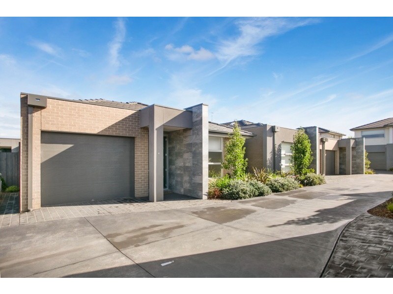 4/47 Green Island Avenue, Mount Martha VIC 3934