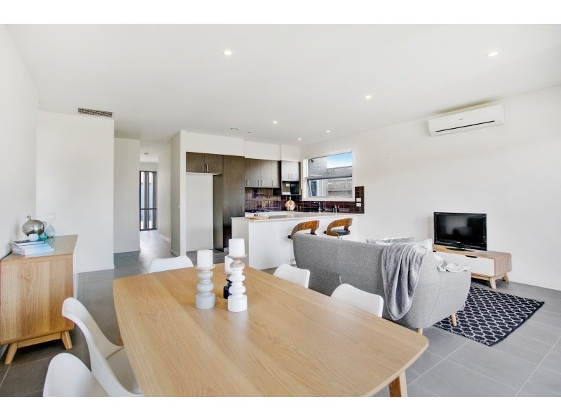 4/47 Green Island Avenue, Mount Martha VIC 3934