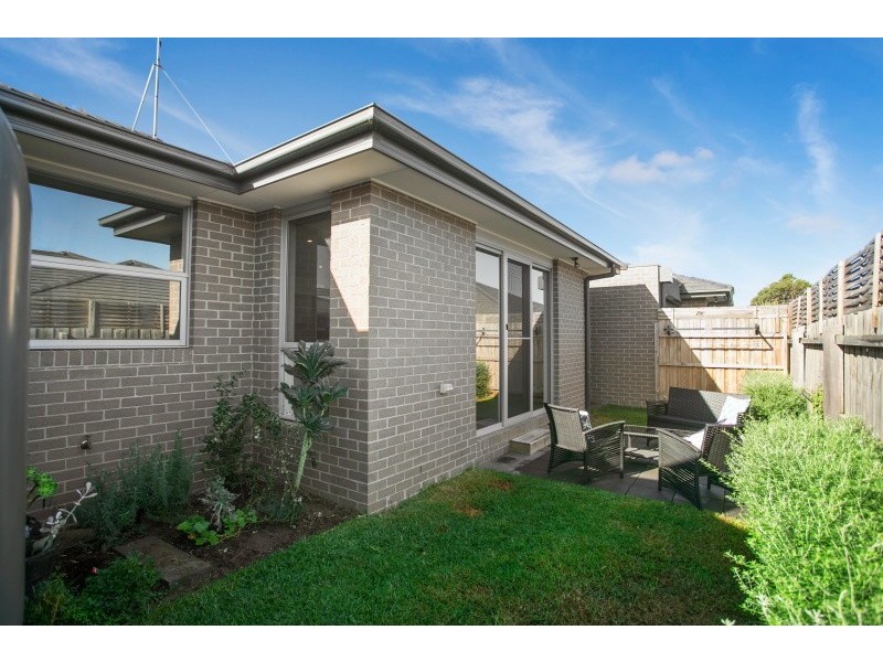 4/47 Green Island Avenue, Mount Martha VIC 3934