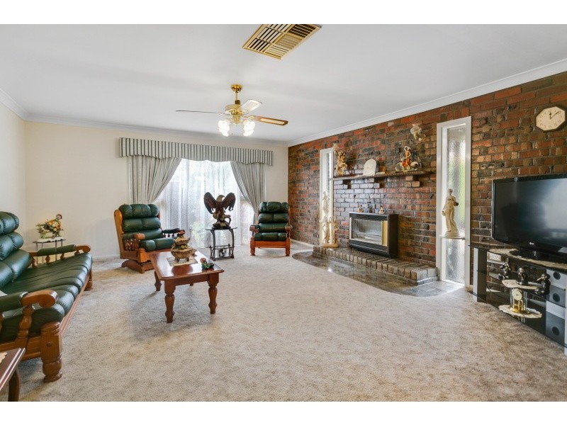 8 Ryder Court, Frankston VIC 3199