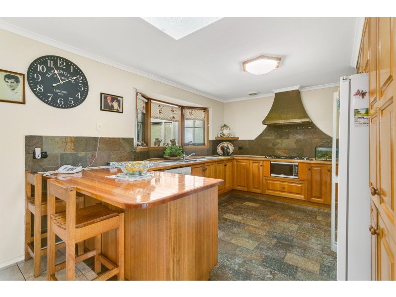 8 Ryder Court, Frankston VIC 3199