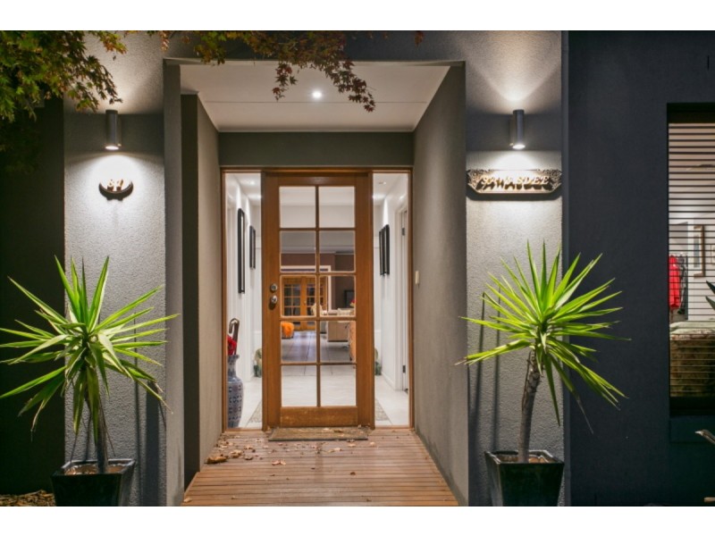 81 Summerfield Drive, Mornington VIC 3931