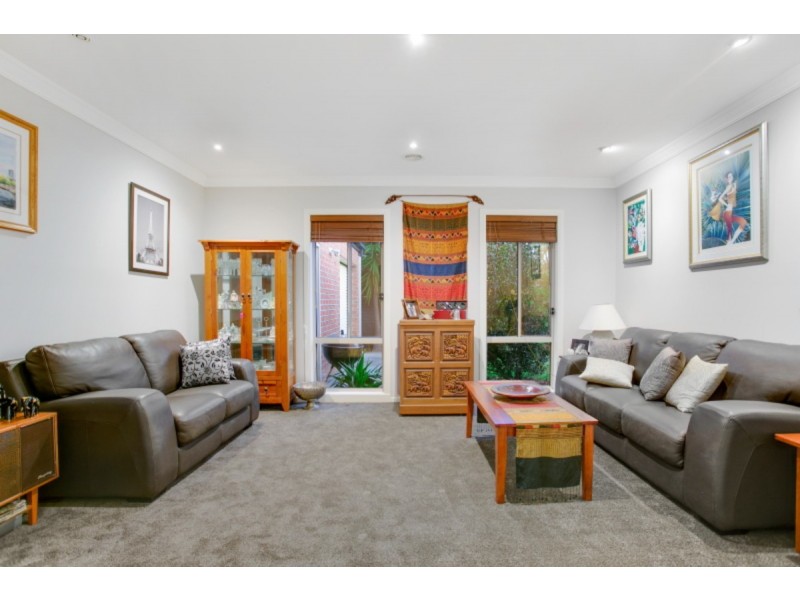 81 Summerfield Drive, Mornington VIC 3931