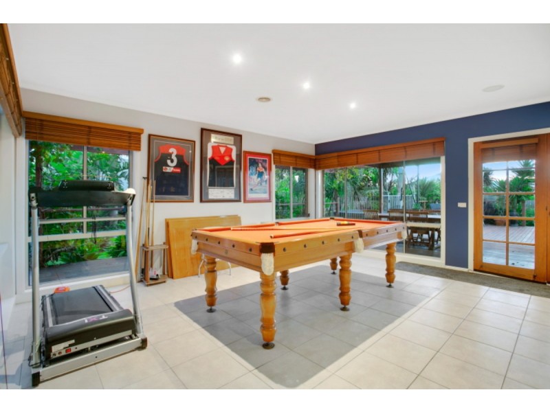 81 Summerfield Drive, Mornington VIC 3931