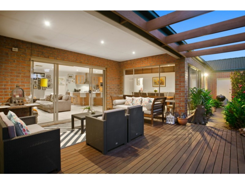 81 Summerfield Drive, Mornington VIC 3931